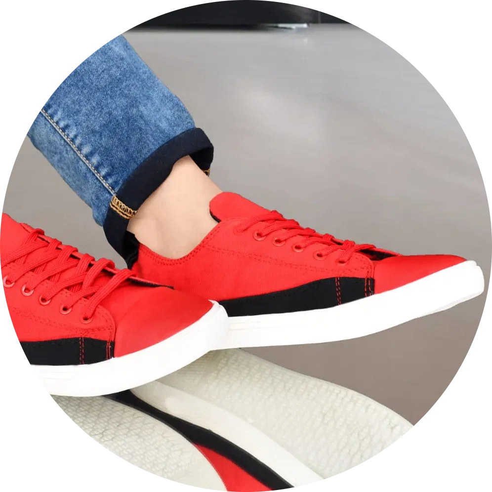 #canvassneakers