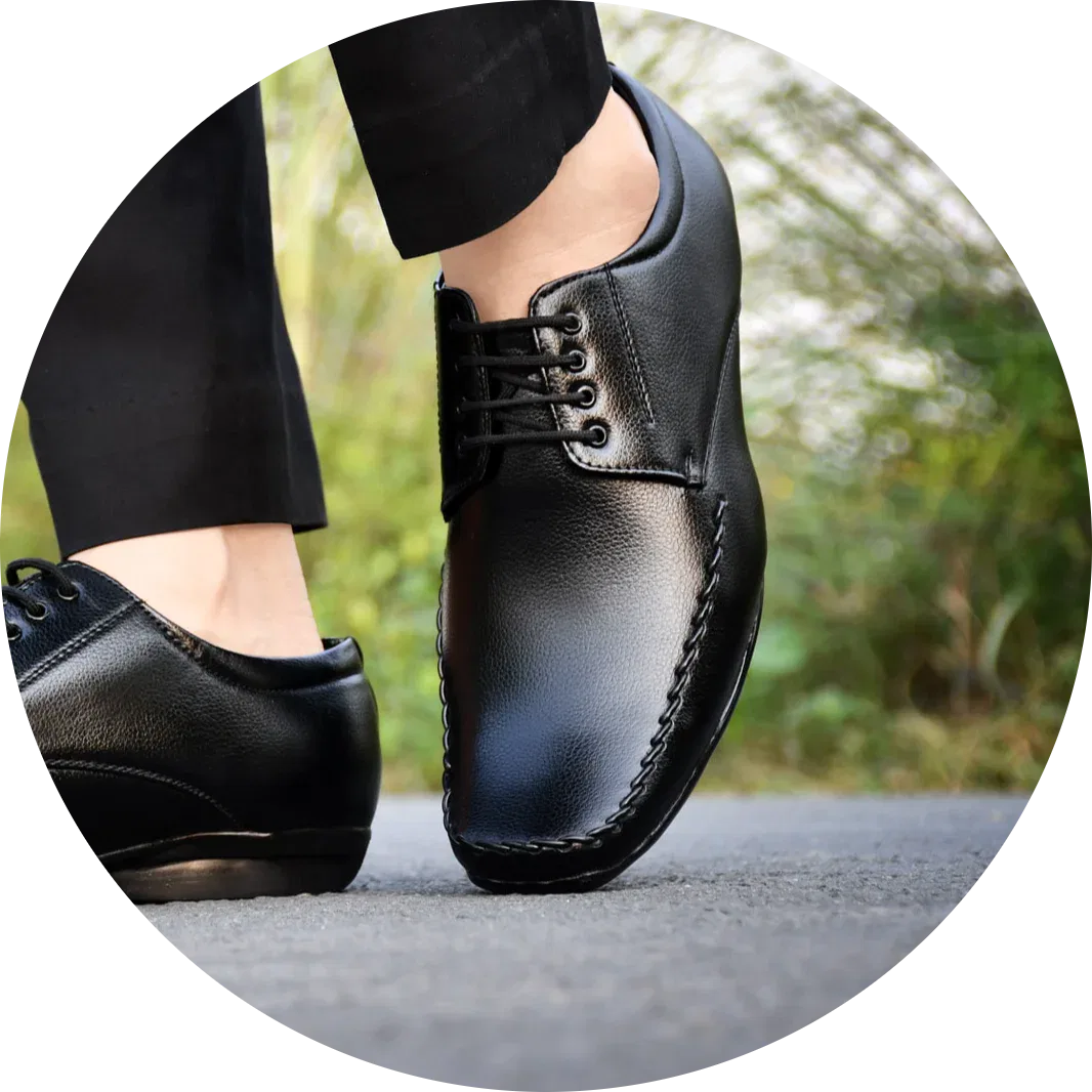 Elegant formal shoes for men - durable synthetic material with a modern touch